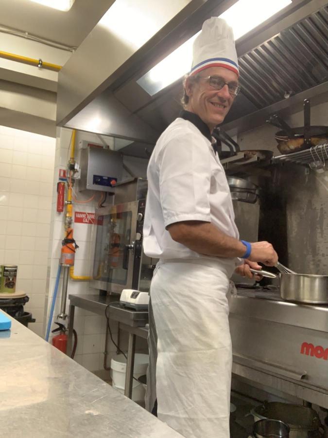 Hotel Restaurant De La Mer Golfe-Juan Bagian luar foto