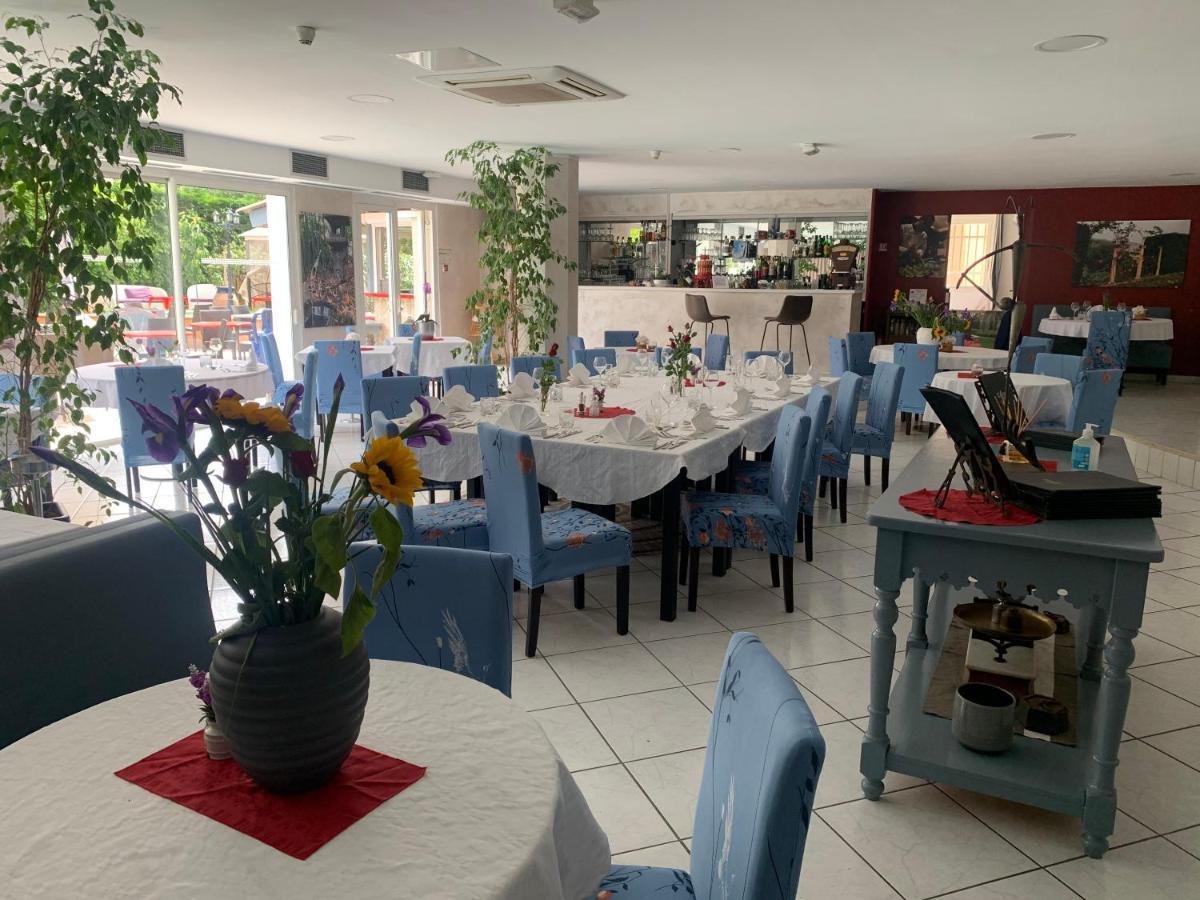 Hotel Restaurant De La Mer Golfe-Juan Bagian luar foto